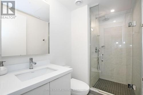 #505E -8868 Yonge St, Richmond Hill, ON - Indoor Photo Showing Bathroom