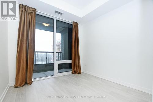 #505E -8868 Yonge St, Richmond Hill, ON - Indoor Photo Showing Other Room