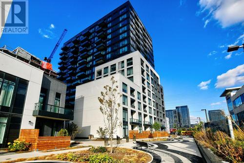 #505E -8868 Yonge St, Richmond Hill, ON - Outdoor With Balcony With Facade