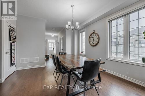 50 Clifford Crescent, New Tecumseth, ON - Indoor Photo Showing Dining Room