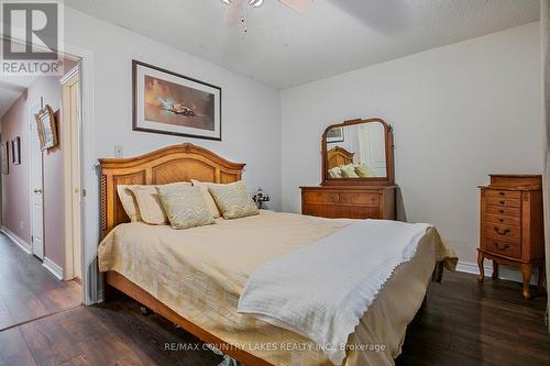 9 - 24 Laguna Parkway, Ramara, ON - Indoor Photo Showing Bedroom