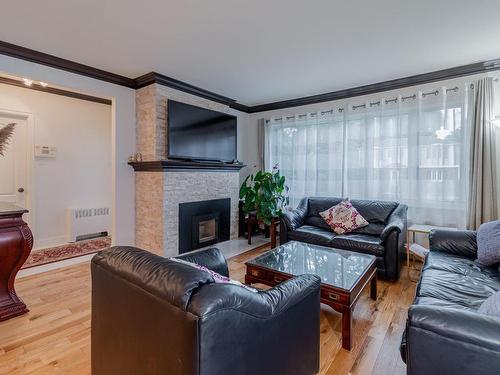 Salon - 2160 Rue Dickson, Québec (Sainte-Foy/Sillery/Cap-Rouge), QC - Indoor Photo Showing Living Room With Fireplace