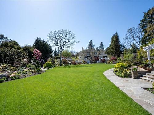 2970 Rutland Rd, Oak Bay, BC - Outdoor