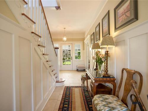 2970 Rutland Rd, Oak Bay, BC - Indoor Photo Showing Dining Room