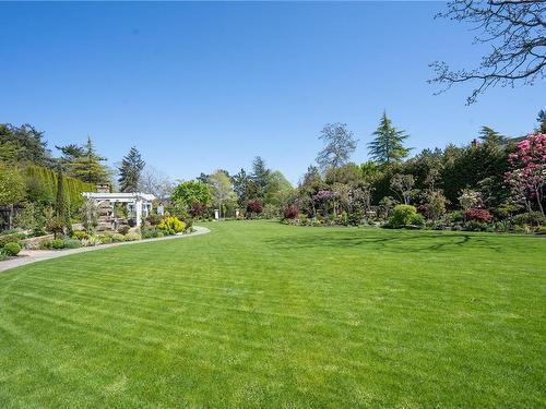 2970 Rutland Rd, Oak Bay, BC - Outdoor