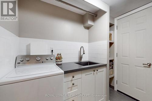 24 Fleetwell Crt, Toronto, ON - Indoor Photo Showing Laundry Room