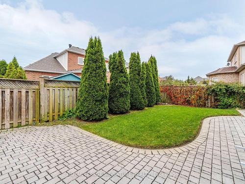 13 Victoria Wood Ave, Markham, ON - Outdoor