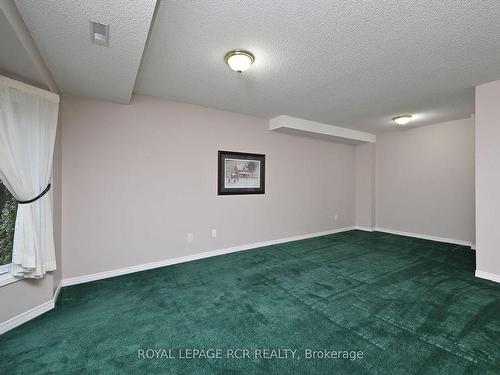 139 Green Briar Rd, New Tecumseth, ON - Indoor Photo Showing Other Room