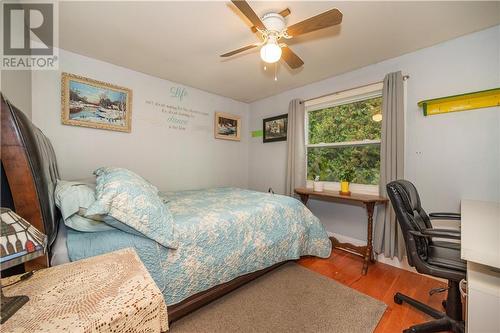 31693 Highway 17 Highway, Chalk River, ON - Indoor Photo Showing Bedroom