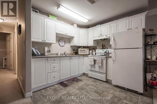 312 Riverside Parkway, Quinte West, ON - Indoor Photo Showing Kitchen