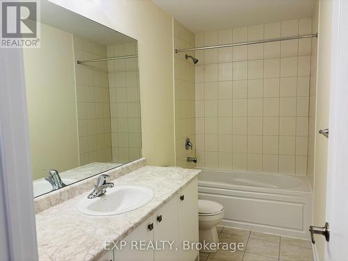 35 Wintergreen Cres, Haldimand, ON - Indoor Photo Showing Bathroom