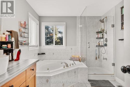 22 Devonleigh Drive, Amaranth, ON - Indoor Photo Showing Bathroom