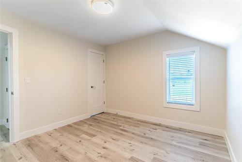 2546 Wilson Street W, Ancaster, ON - Indoor Photo Showing Other Room