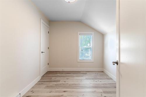 2546 Wilson Street W, Ancaster, ON - Indoor Photo Showing Other Room