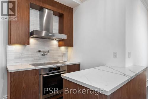 4804 - 311 Bay Street, Toronto, ON - Indoor Photo Showing Kitchen With Upgraded Kitchen
