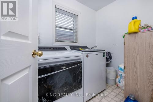 100 Golden Meadow Rd, Barrie, ON - Indoor Photo Showing Laundry Room