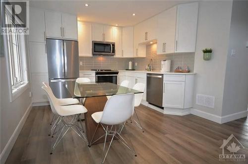 276 Powell Avenue, Ottawa, ON - Indoor Photo Showing Kitchen With Upgraded Kitchen