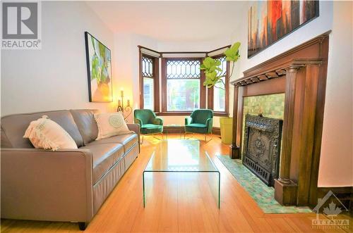 273 Powell Avenue, Ottawa, ON - Indoor Photo Showing Living Room With Fireplace