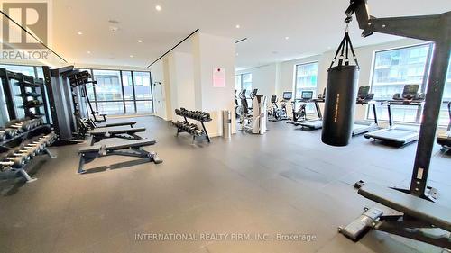 4605 - 39 Roehampton Avenue N, Toronto, ON - Indoor Photo Showing Gym Room