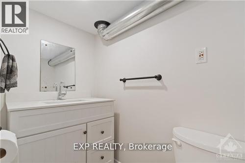 336 Trafalgar Rd, Pembroke, ON - Indoor Photo Showing Bathroom