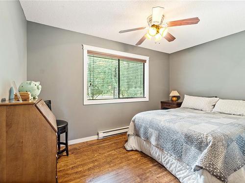 250 Blairgowrie Pl, Nanaimo, BC - Indoor Photo Showing Bedroom