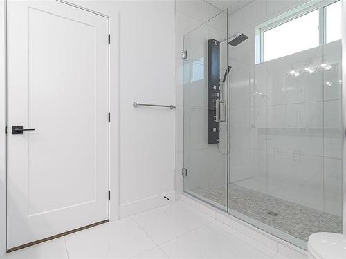 1375 Sandstone Lane, Langford, BC - Indoor Photo Showing Bathroom