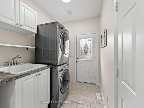 396 Athabasca Dr, Vaughan, ON - Indoor Photo Showing Laundry Room