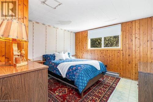 Main floor Bedroom 1 - 17 Little Cove Road, Tobermory, ON 