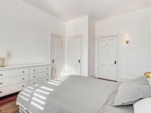 Master bedroom - 3-4219 Boul. De Maisonneuve O., Westmount, QC - Indoor Photo Showing Bedroom