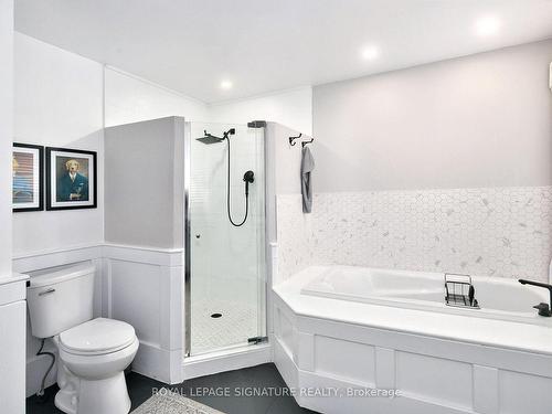 187 Fifth St, Collingwood, ON - Indoor Photo Showing Bathroom