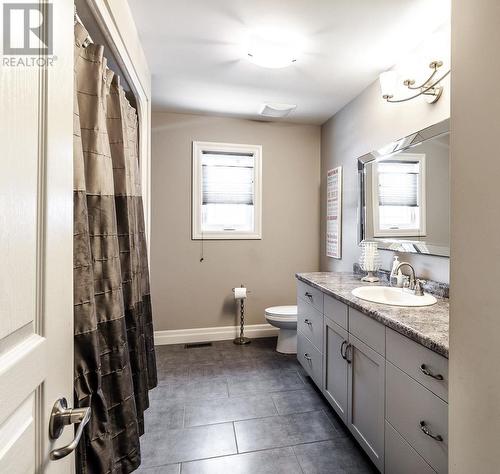 44 Chatfield Dr, Sault Ste. Marie, ON - Indoor Photo Showing Bathroom