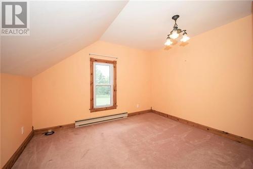 21129 Concession 9 Road, North Lancaster, ON - Indoor Photo Showing Other Room