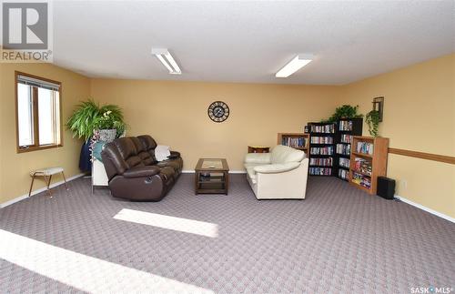 204 408 Heritage Drive, Estevan, SK - Indoor