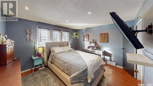 26 Hooper Bay, Regina, SK - Indoor Photo Showing Bedroom