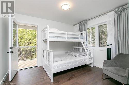 access to upper deck - 277 Eagle Road, Tobermory, ON - Indoor Photo Showing Bedroom