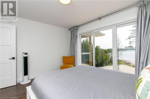 277 Eagle Road, Tobermory, ON - Indoor Photo Showing Bedroom