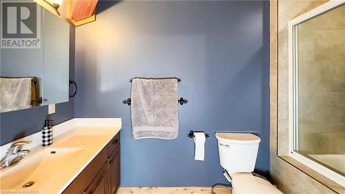 10 Miller Lake Shore Road, Northern Bruce Peninsula, ON - Indoor Photo Showing Bathroom