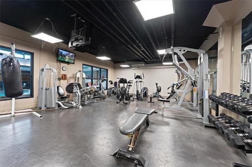 150 Charlton Avenue E|Unit #3208, Hamilton, ON - Indoor Photo Showing Gym Room