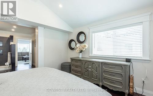 2670 Embleton Road, Brampton, ON - Indoor Photo Showing Bedroom