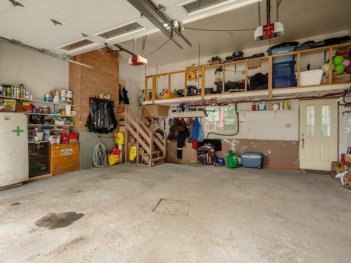 Garage - 455 Rue Dalpé, Verchères, QC - Indoor Photo Showing Garage
