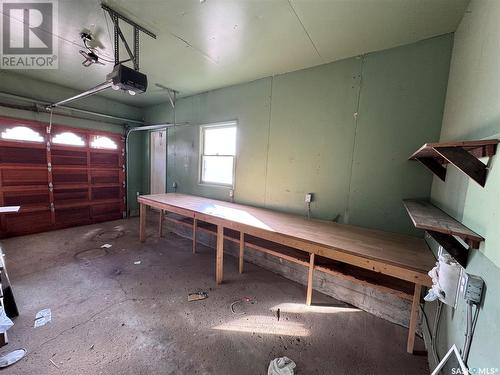 1208 11Th Avenue, Humboldt, SK - Indoor Photo Showing Garage