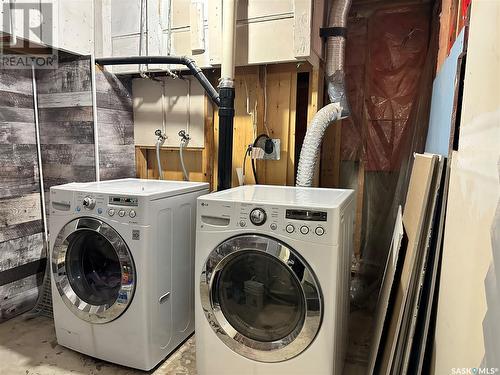 919 12Th Street, Humboldt, SK - Indoor Photo Showing Laundry Room