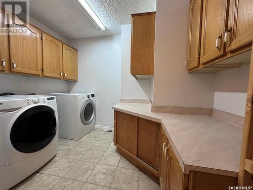 731 7Th Street, Humboldt, SK - Indoor Photo Showing Laundry Room