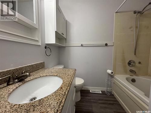 731 7Th Street, Humboldt, SK - Indoor Photo Showing Bathroom