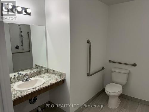 209 - 310 Broadway Avenue, Orangeville, ON - Indoor Photo Showing Bathroom