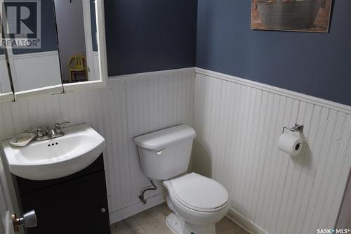 47 Bantry Street, Lanigan, SK - Indoor Photo Showing Bathroom
