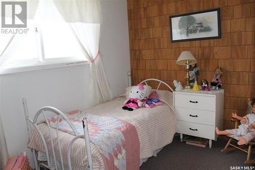 47 Bantry Street, Lanigan, SK - Indoor Photo Showing Bedroom