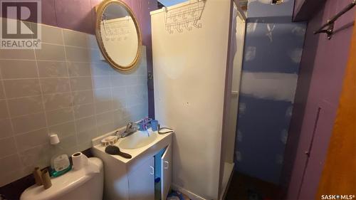 107 Main Street, Lanigan, SK - Indoor Photo Showing Bathroom