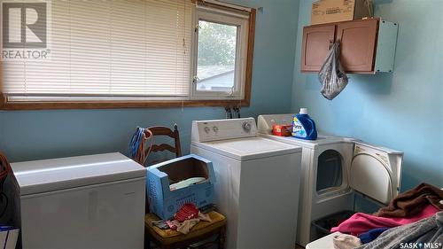 107 Main Street, Lanigan, SK - Indoor Photo Showing Laundry Room