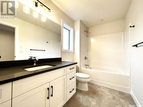 10 Aspen Place, Humboldt, SK - Indoor Photo Showing Bathroom